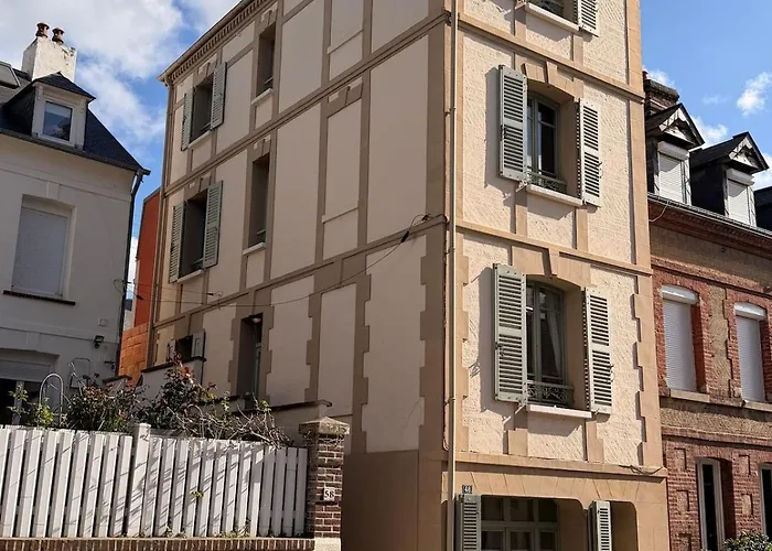 Вилла Maison Avec De - Et Gare A Pied *